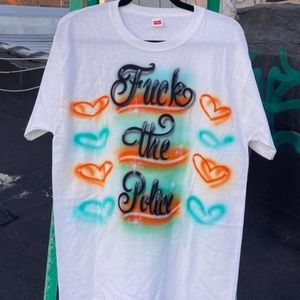 F**K THE POLICE graffiti graphic tee 🐷💙🧡💙🧡